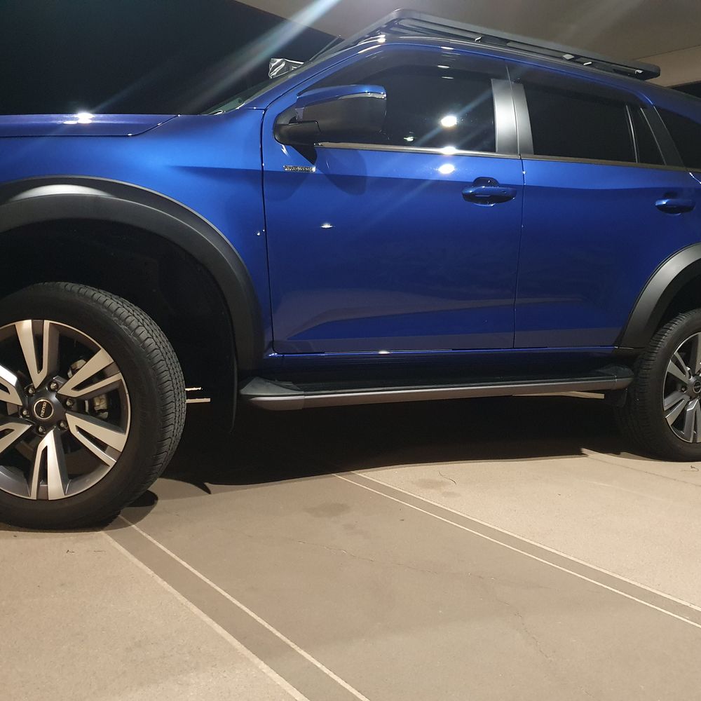 ISUZU Mu-X 40mm FLARE KIT suit New Facelifted 2025+ Models