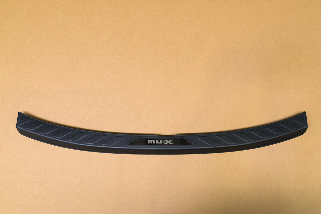ISUZU MU-X PREMIUM BOOT SCUFF PLATE to suit 08/2021-2026
