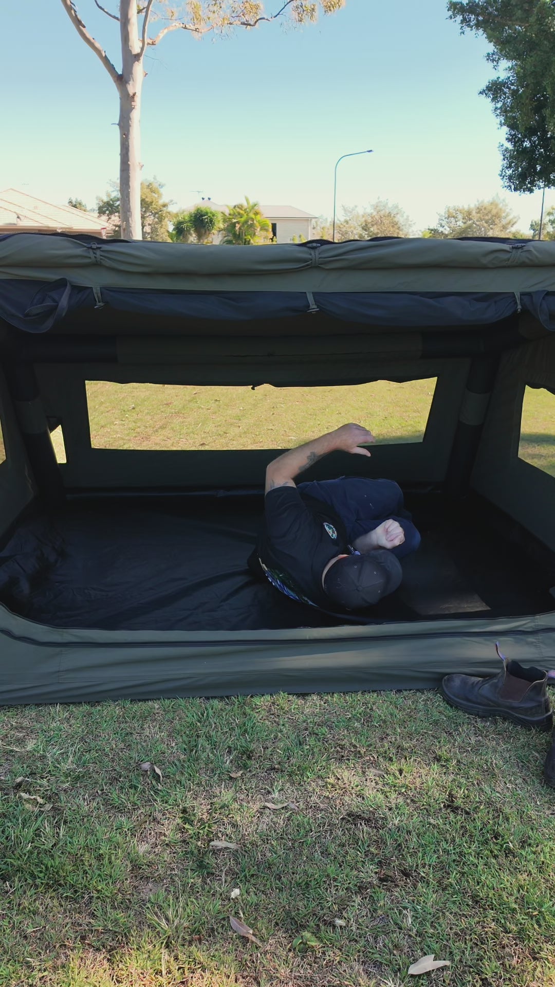 Compact Air Lodge - Inflatable Tent