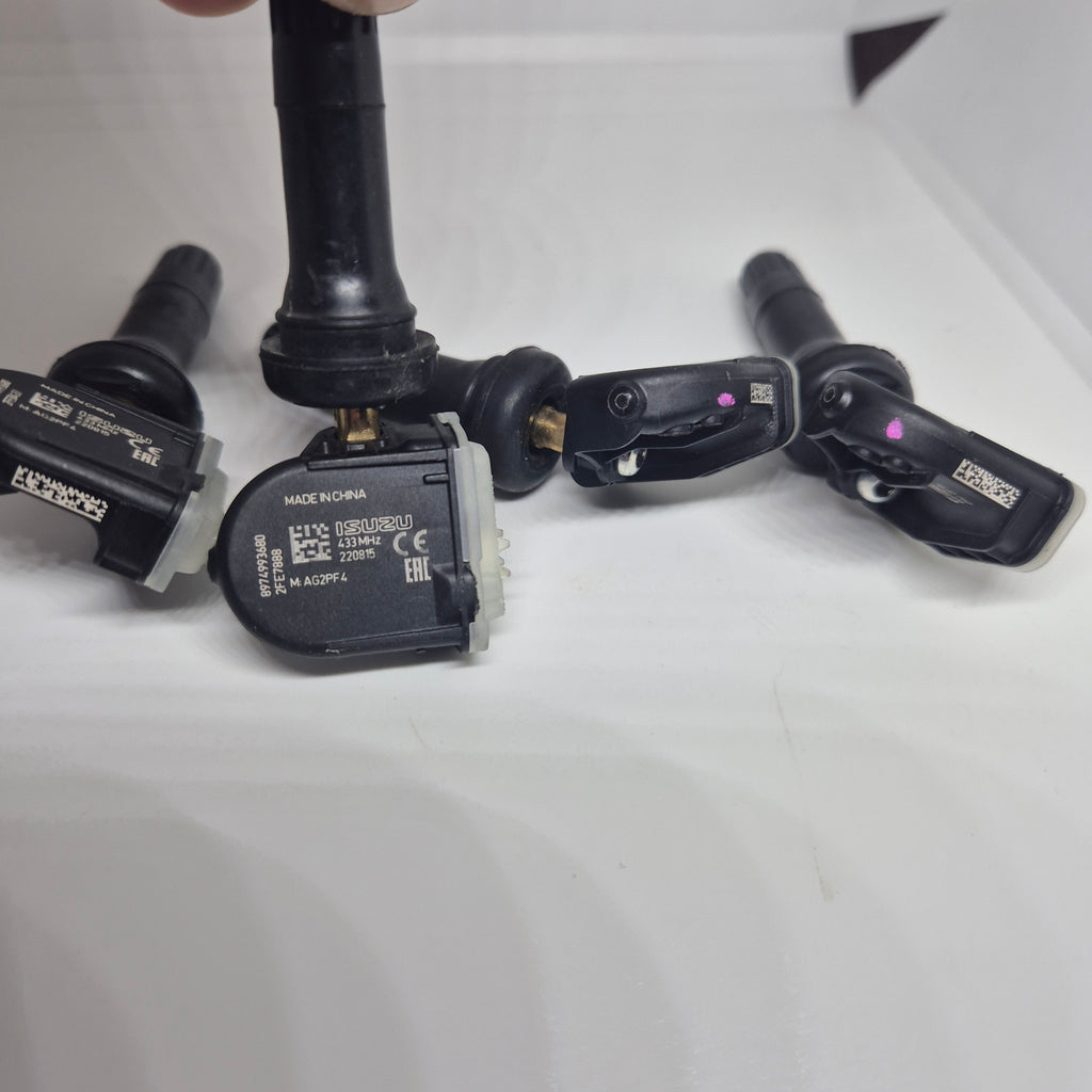 433MHz Tyre Pressure Monitors and Valves x4. Suit (Isuzu D-Max/Mu-X 2021-2026)