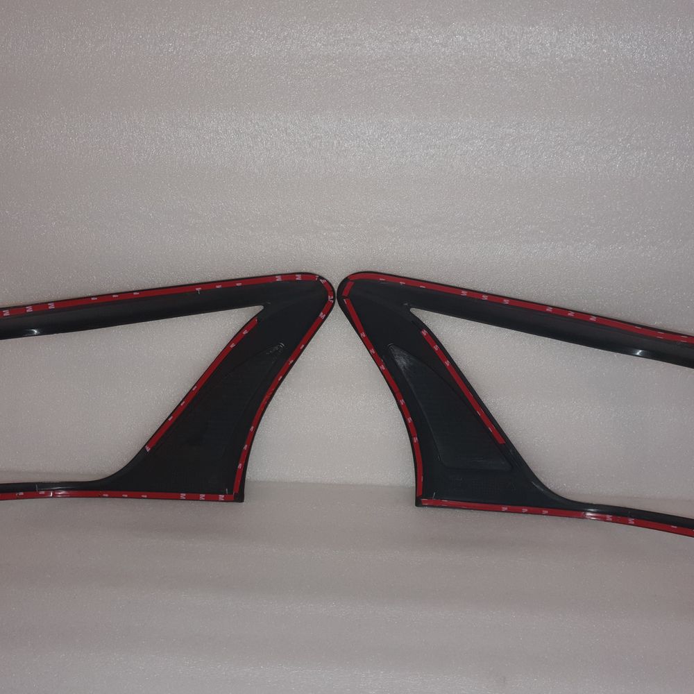 TAIL LIGHT SURROUNDS to suit 2018-2020 Isuzu Mu-X