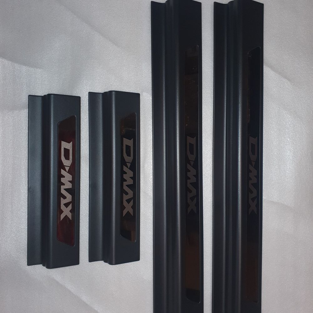 ISUZU D-MAX Premium Door Sill Scuff Plates Suit 08/2020-2026