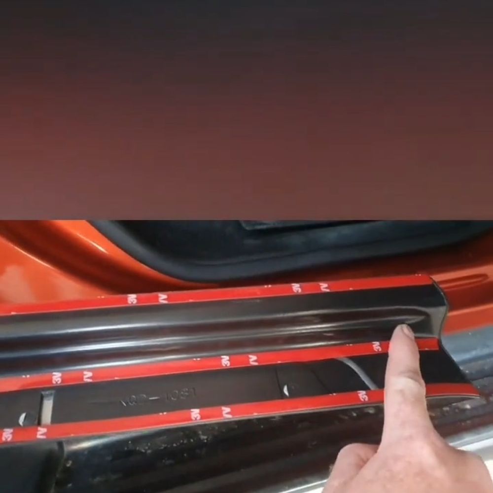 ISUZU D-MAX Premium Door Sill Scuff Plates Suit 08/2020-2026